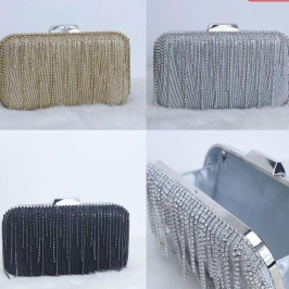 BOLSA CLUTCH BRILHOSA FRANJA STRASS