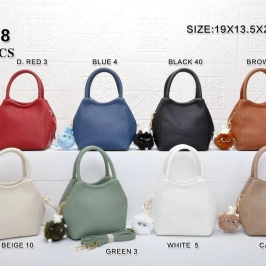 BOLSA MÉDIA SACO LISA COM POMPOM