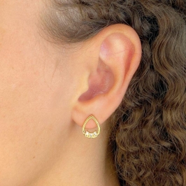 BRINCO GOTA VAZADA 3 PEDRA CRAVEJADA 13MM