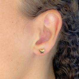 BRINCO PEQUENO BORBOLETA LISA CHEIA 5MM