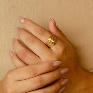 ANEL 4 LINHAS COM 3 ONDINHAS