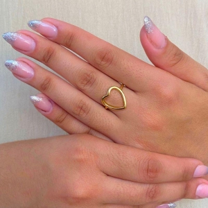 ANEL CORAÇAO VAZADO LISO GRANDE