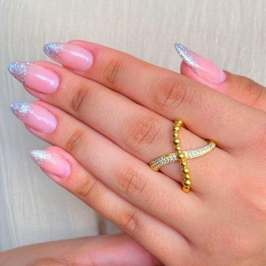 ANEL CRAVEJADO LUXU GRAN  FORMATO X E ESFERAS