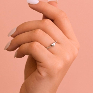 ANEL P925 RÓDIO CORAÇÃO LISO LATERAL COM ZIRCONIA CRISTAL