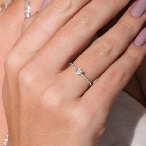 ANEL P925 SOLITARIO COM ZIRCONIA E BOLINHA