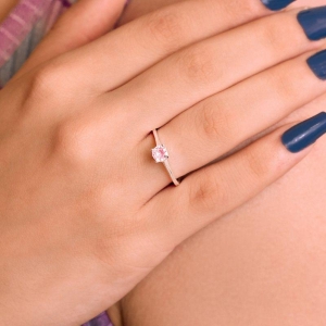 ANEL P925 SOLITÁRIO ZIRCONIA ROSA FORMATURA