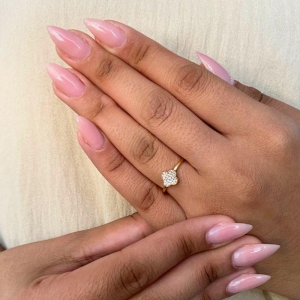 ANEL TREVO CRAVEJADO CRISTAL