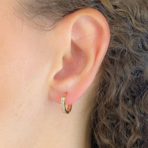 ARGOLA CLICK 1 FELEIRA CRAVEJADA COM 8 ZIRCONIAS