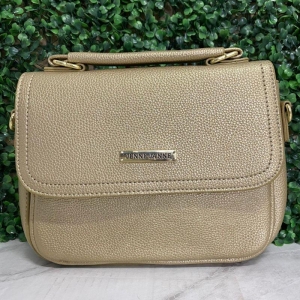 BOLSA MÉDIA QUADRADA COM 2 DIVISÕES