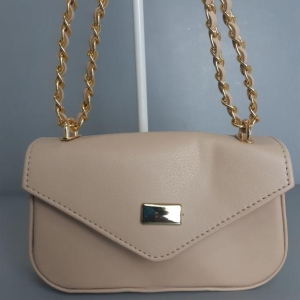 BOLSA PEQUENA ENVELOPE ALÇA CORRENTE