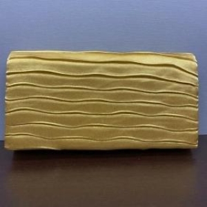 BOLSA RETANGULAR CETIM ONDULADA