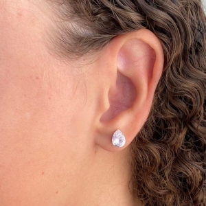 BRINCO PEQUENO ZIRCONIA GOTA DE CRISTAL E COLOR G 6X8MM