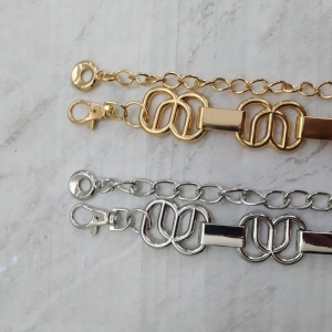 CINTO CORRENTE DE METAL COM 3 CIRCULOS VAZADOS PEQUENOS