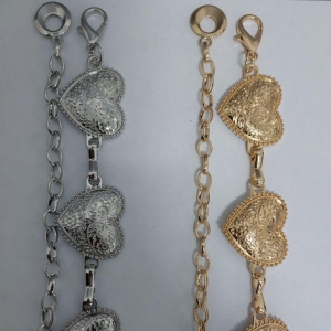 CINTO CORRENTE DE METAL CORAÇAO DESENHADO