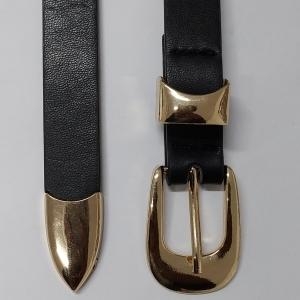 CINTO COURINO FIVELA GRANDE COM DETALHE NA PONTA