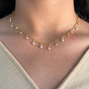 GARGANTILHA COM PINDURICALHO DE PEROLAS