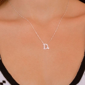 GARGANTILHA PRATA 925 LETRA D COM ZIRCONIA CRISTAL 1X1CM