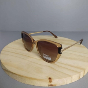 OCULOS  REDONDO DETALHE METAL NA LATERAL