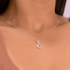 PINGENTE P925 LETRA C LISA 1X1CM