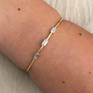 PULSEIRA BRACELETE COM 3 ZIRCONIAS RETANGULAR