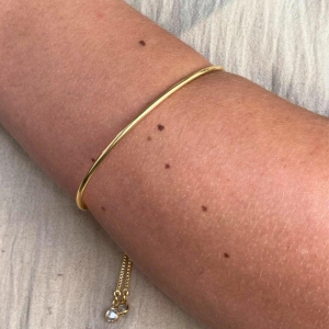 PULSEIRA BRACELETE FIO LISO REGULAVEL COM PONTO DE LUZ