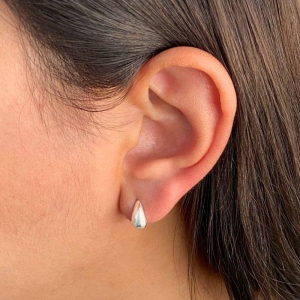 BRINCO PEQUENO P925 GOTA VIRGULA