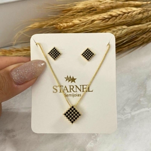 CONJUNTO QUADRADO CRAVEJADO PRETO ONIX