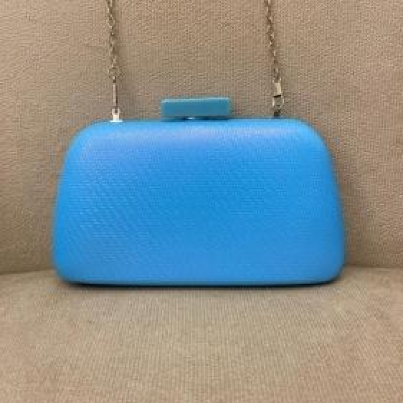 BOLSA CLUTCH LISA TRAPEZIO ABOTUADOR RETANGULO