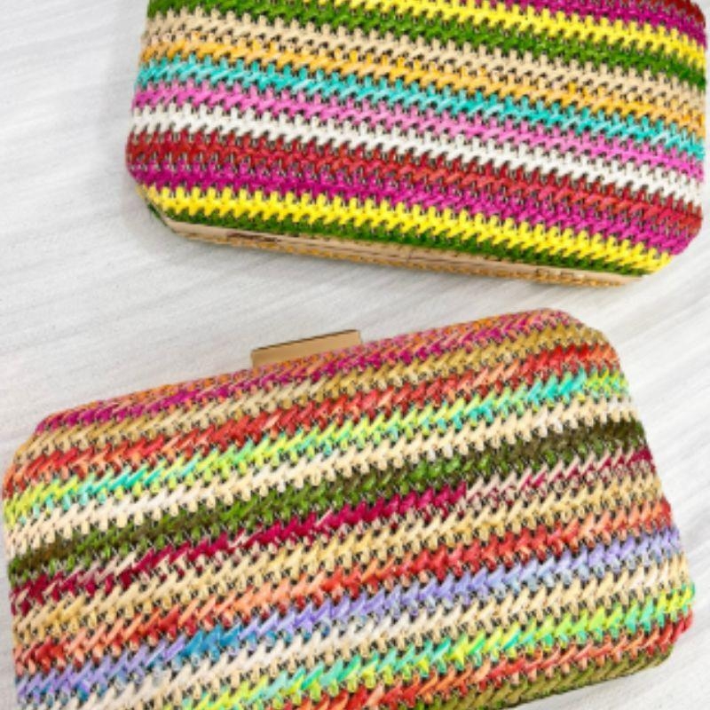 BOLSA CLUTCH PALHA COLORIDA PUXADOR RETANGULAR