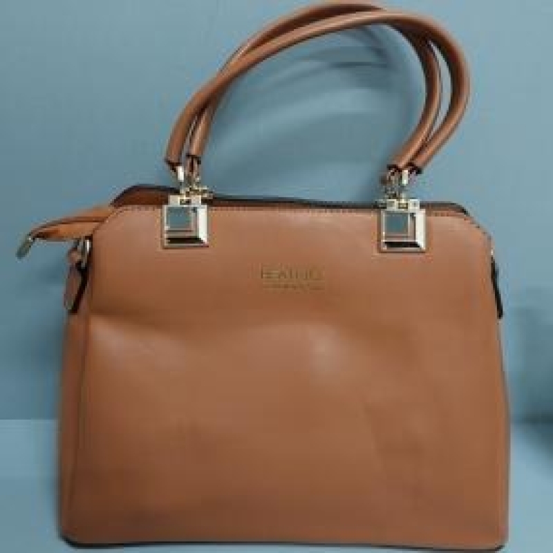 BOLSA GRANDE ALÇA DETALHE QUADRADO