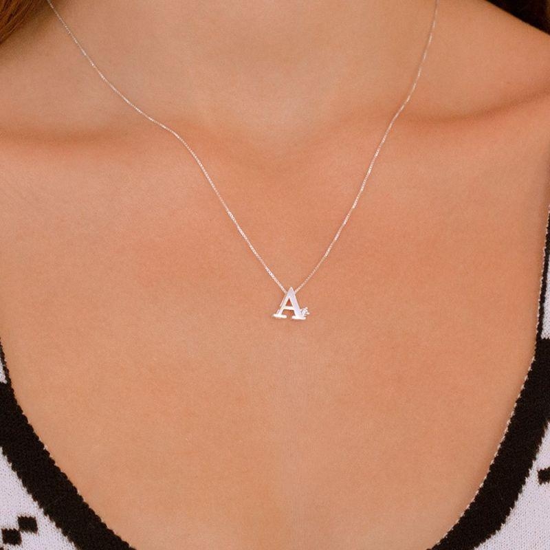 GARGANTILHA PRATA 925 LETRA A COM ZIRCONIA CRISTAL 1X1CM