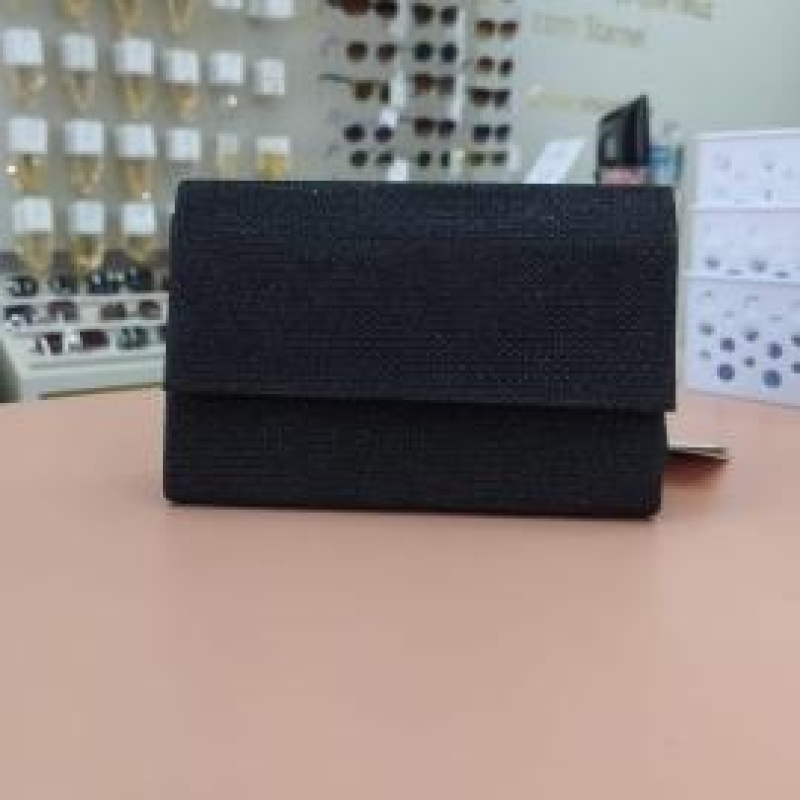 BOLSA PEQUENA QUADRADA SIMPLES DIVERSAS