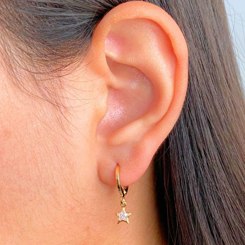 ARGOLA COM PINGENTE ESTRELA CRISTAL 5X8MM