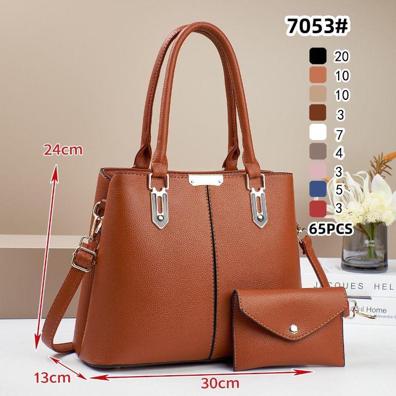 BOLSA GRANDE COSTURA NO MEIO COM CARTEIRA
