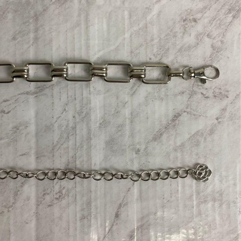 CINTO CORRENTE DE METAL COM ELOS QUADRADOS E DOIS ELOS OVAIS