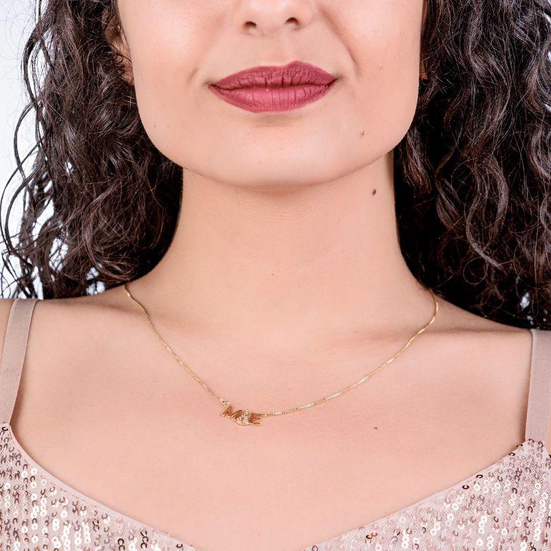 GARGANTILHA MAE E NO MEIO UMA NOSSA SENHORA APARECIDA CRAVEJADA