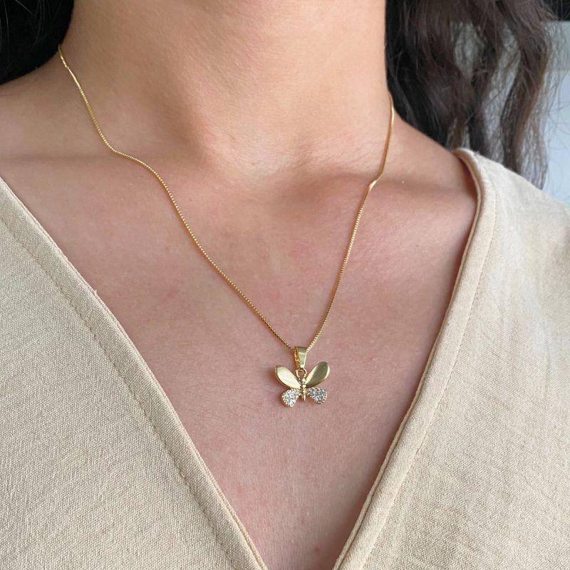 GARGANTILHA VENEZIANA + PINGENTE BORBOLETA METADE LISA METADE CRAVEJADA