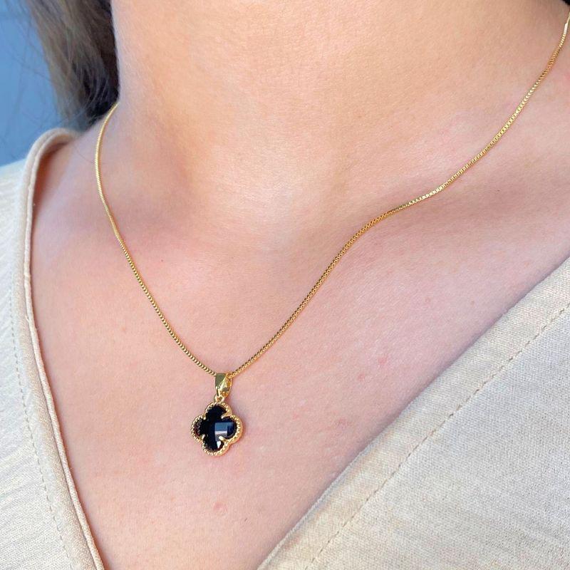 GARGANTILHA VENEZIANA + PINGENTE TREVO DE 4 FOLHAS PRETO MODELO VIRGINIA