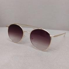 OCULOS RAYBAN COM HASTE ACIMA DAS LENTES