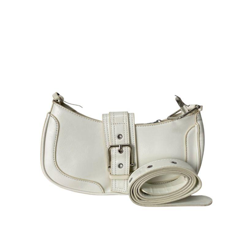 BOLSA PEQUENA FORMATO CANOA LISA ABOTUADOR FIVELA DE METAL GRANDE