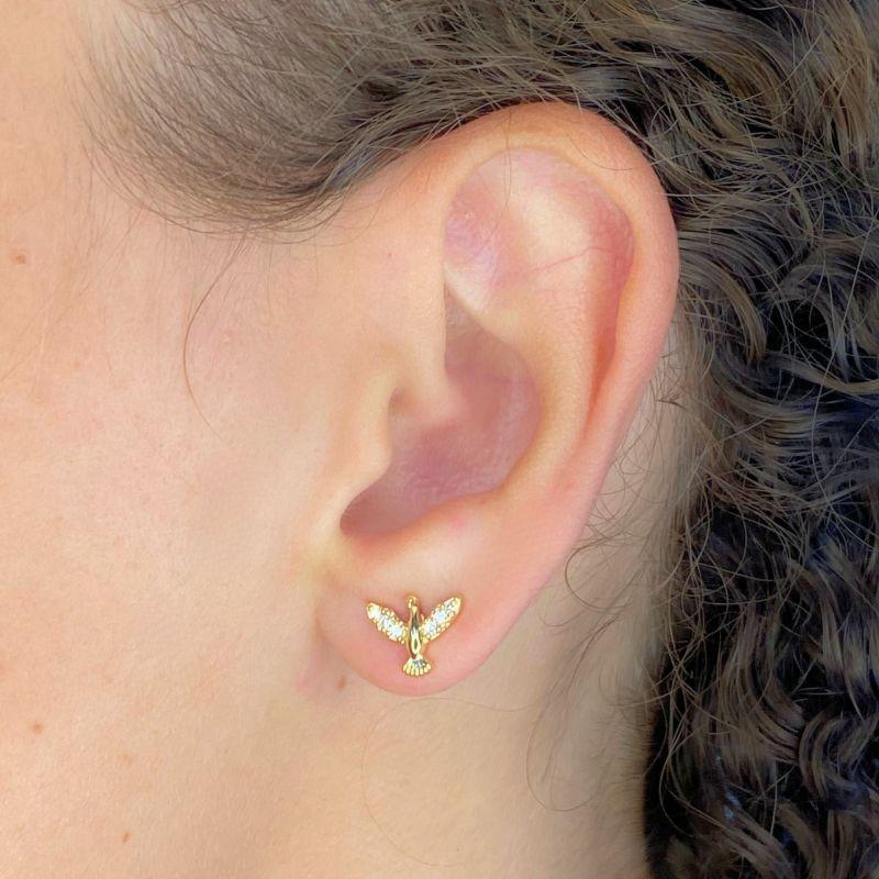 BRINCO PEQUENO DIVINO ESPIRITO SANTO CRAVEJADO 8MM