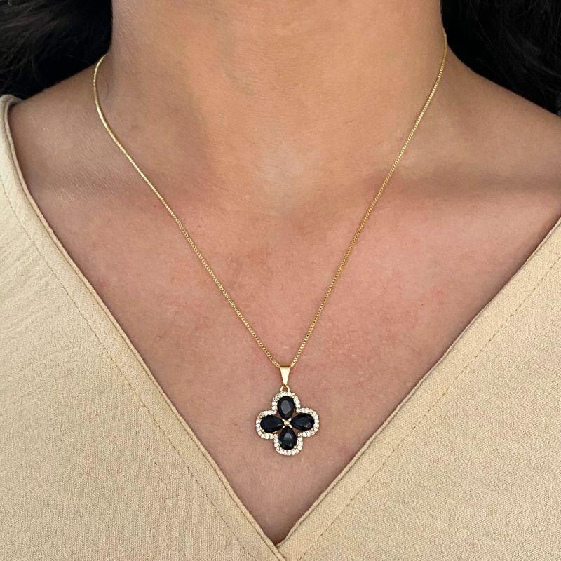 GARGANTILHA VENEZIANA + PINGENTE FLOR CRAVEJADO E COM ZIRCONIA PRETA ONIX